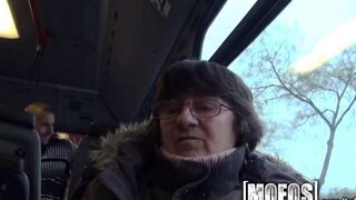 A girl got fucked in her ass straight on the bus
