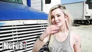 Guy helps Lexi Lore, gets thanks in a very intimate way