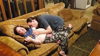 A fat woman gets her pussy eaten by an expert