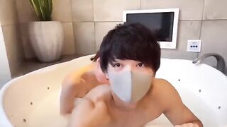 Japanese guy’s slippery handjob with lotion results in an incredible, massive ejaculation
