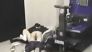 He kicked his pants and fucked a girlfriend in her ass 2022