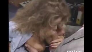The hot teacher with big boobs seduced her student to fuck