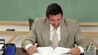 Student gave the teacher a blowjob to avoid bad mark