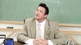 Student gave the teacher a blowjob to avoid bad mark
