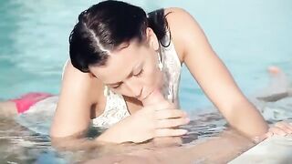 The young Russian beauty got fucked in the swimming pool, it was unforgettable
