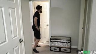 The man gently caressed the sweet red pussy of his girlfriend in a passionate session