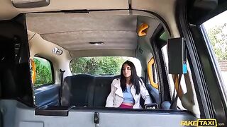 Italian babe with a tight pussy gets banged in the car