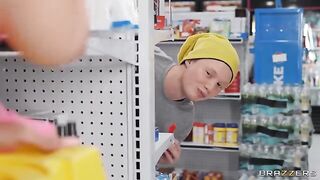 Bodega Bro Unlocks Unimaginable Accomplishment with Jordyn Falls