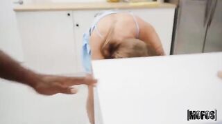 A Recipe for a Cock-pleasing Treat - A man received a special dessert with a cum-filled surprise