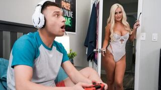 A girl wants to get sperm inside, she achieves her wish and gets filled with cum