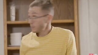 Two mature women want to get fucked by a young guy's dick