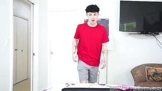 What are you doing, Auntie? She’s so sexy and hot!