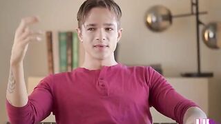 A hot girl got a bonus and fucked on the couch with passion