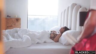 The beauty got inspired by a big dick and tried to suck it with all her might