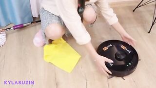 A hot Turkish girl is playing with her skirt