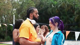 Appetizing girl has sex right in the fresh air on nature