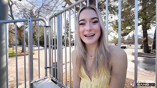 A guy brought a girl to orgasm while driving, just like in the title