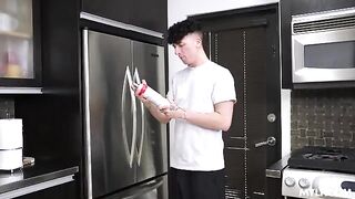 The passion has just begun to boil, these two are having sex