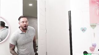 A man can escape from bed only with the help of his tongue