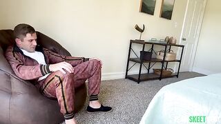 How to suck dick properly? Watch this video and learn!