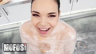 Sofia Lee finds the secret ingredient for Jordi’s cocking recipe