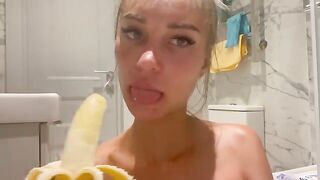 Monika Fox got her asshole filled with a banana