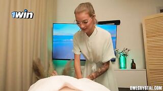 A massage girl made a guy a stunning massage with a happy ending