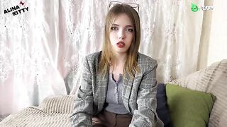 A hot girl turned her face toward it and caught it all on camera