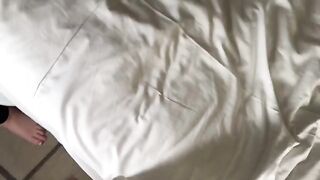 Nurse shares patient’s bed for more treatment
