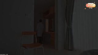 The girl is not allowed to sleep with her boyfriend in the hospital