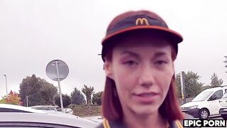 The worker picked up a cute amateur girl and made a mess in her ass