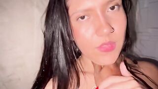 My stepsister is very hot and sexy, I wanted to try
