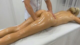 The masseur couldn’t resist and came into her mouth - an unprecedented experience