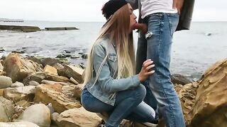 Skinny blonde Veronika Charm gets her pussy railed on the beach