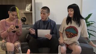 Delivery de Pollas con John Lemon y Mei Pang en un caliente trio