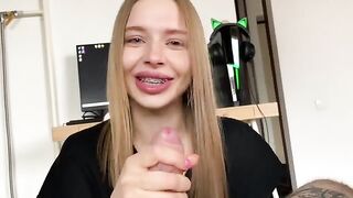 I had sex with my cute friend, Californiababe. She's amazing!