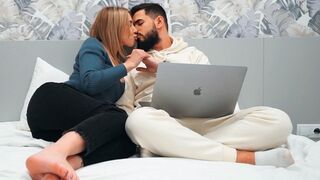 The perfect girl has sex with her new friend on the first date